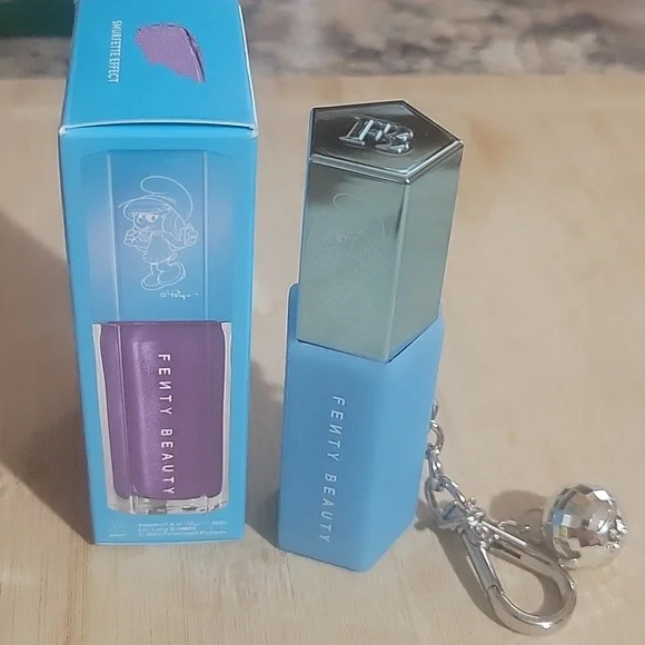 Fenty Beauty x Smurfs Gloss Bomb Keychain - Picture 11 of 11